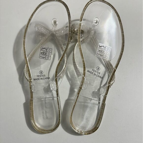 Nicole Miller jelly sandals. Bow with rhinestones. Never worn. Size 8 - Picture 3 of 5